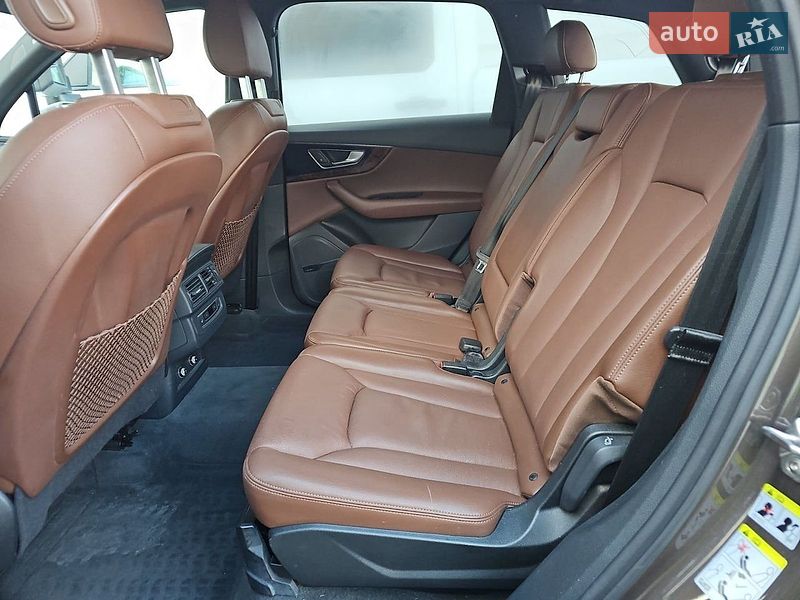 Внедорожник / Кроссовер Audi Q7 2018 в Ровно