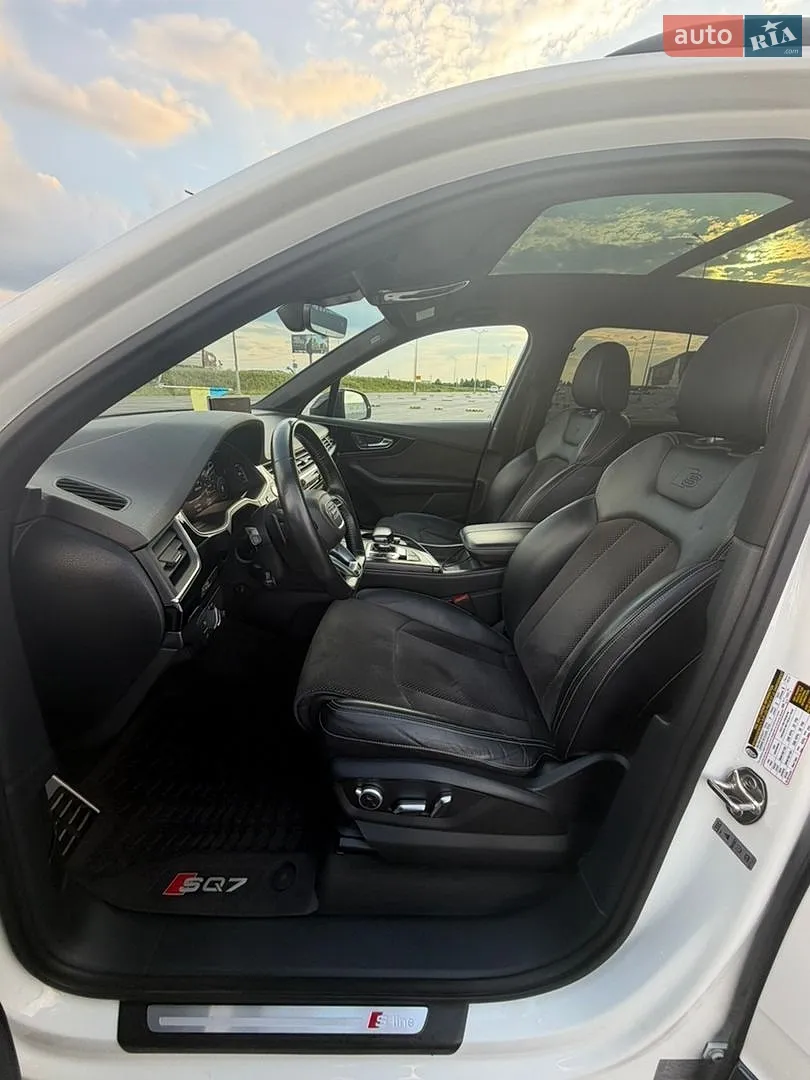 2017 Audi Q7 - мініатюра 12