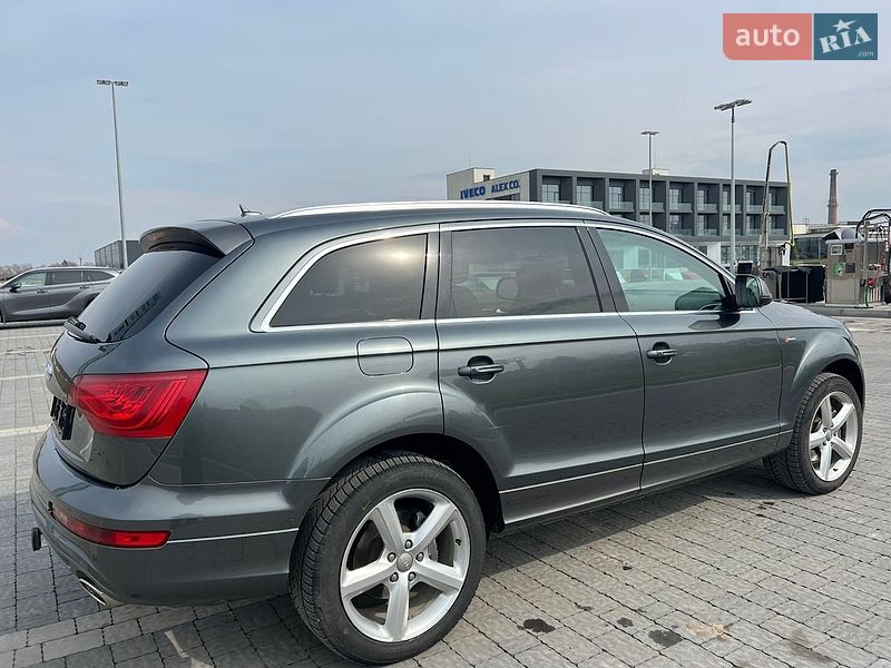 Позашляховик / Кросовер Audi Q7 2012 в Львові