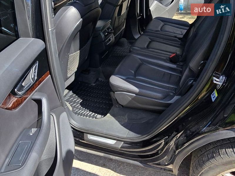 Внедорожник / Кроссовер Audi Q7 2016 в Днепре