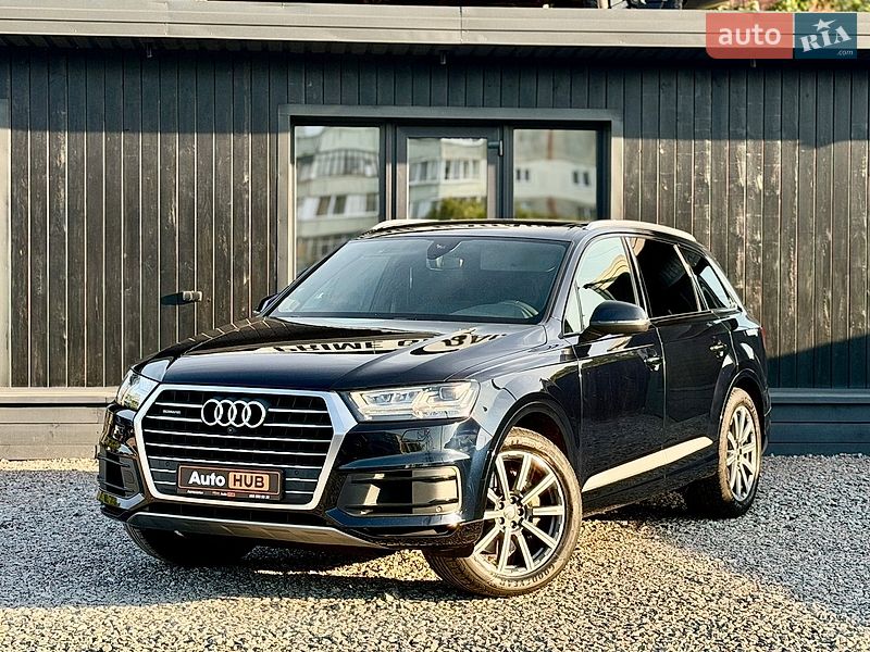Внедорожник / Кроссовер Audi Q7 2017 в Полтаве