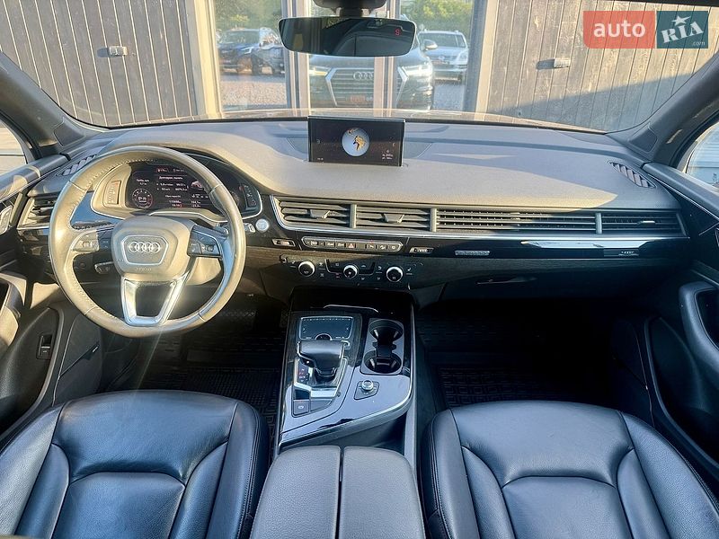 Внедорожник / Кроссовер Audi Q7 2017 в Полтаве