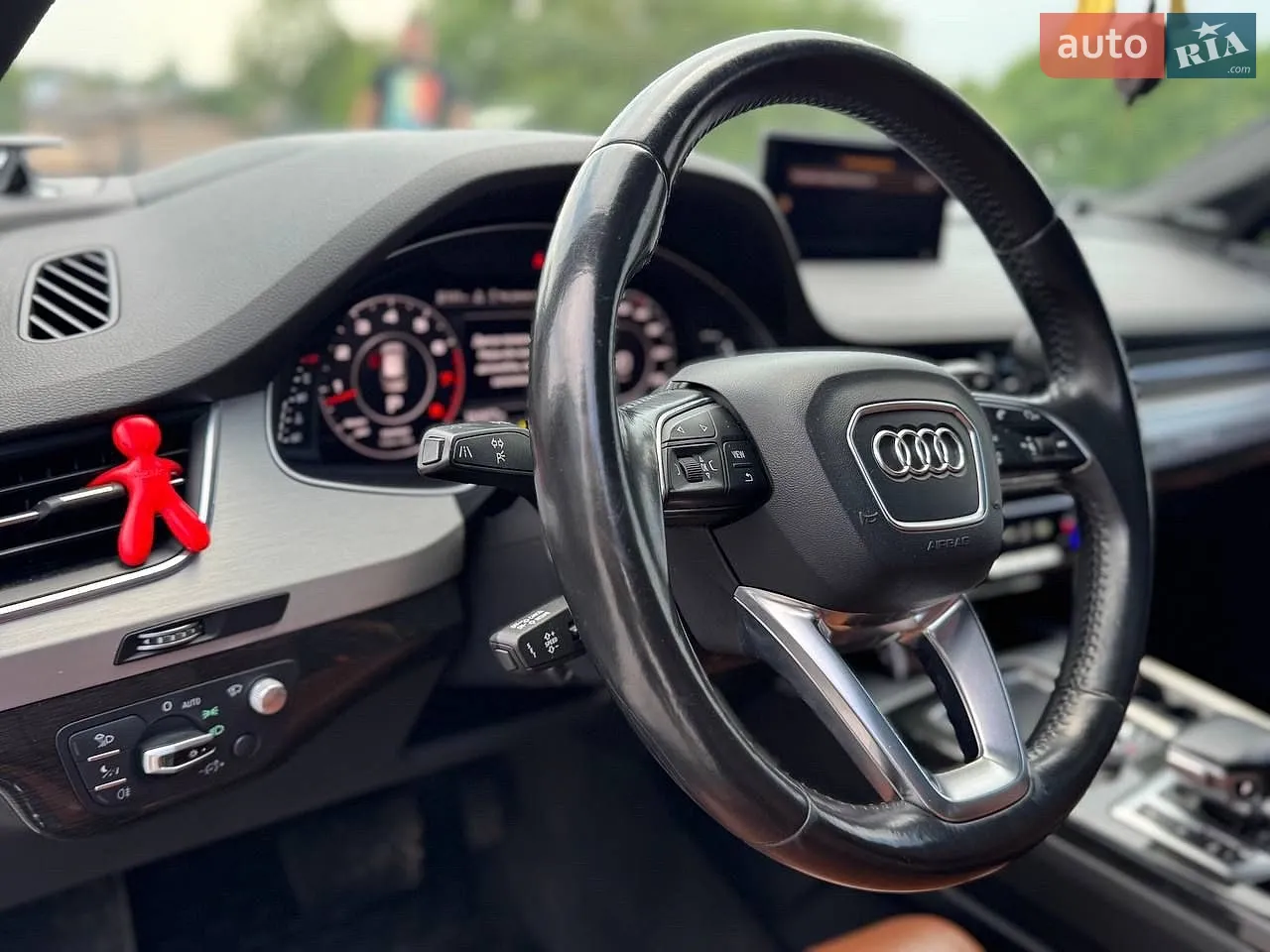 2016 Audi Q7 - мініатюра 23