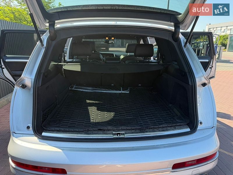 Позашляховик / Кросовер Audi Q7 2013 в Сарнах фото 18 Позашляховик / Кросовер Audi Q7 2013 в Сарнах