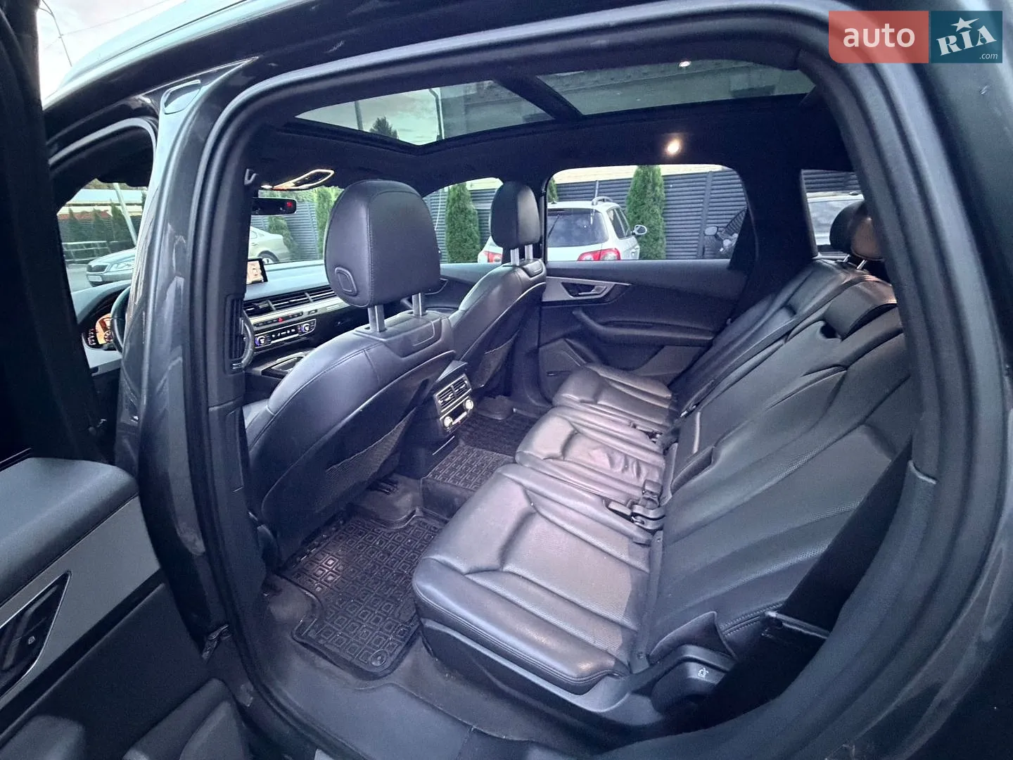 2016 Audi Q7 - мініатюра 10