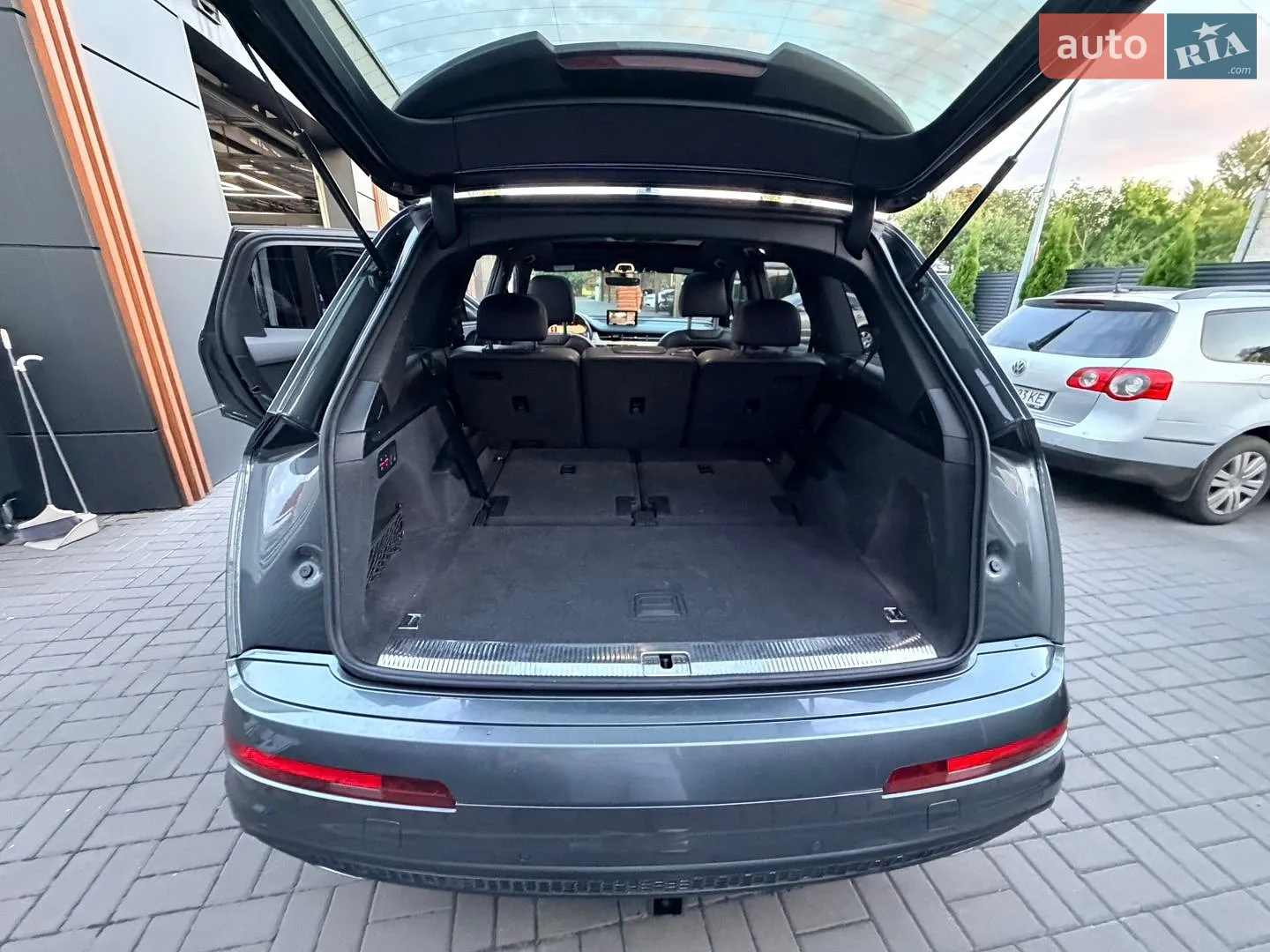2016 Audi Q7 - мініатюра 12