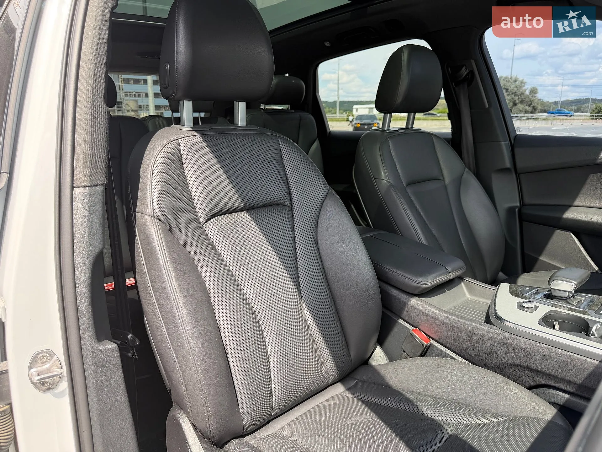 2017 Audi Q7 - мініатюра 23