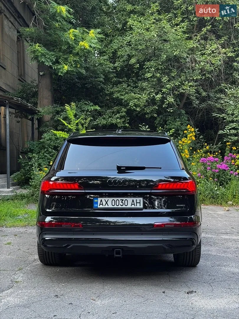 Audi Q7 2022 VIN WA1VXBF76PD002009 фото оголошення 16 з 47