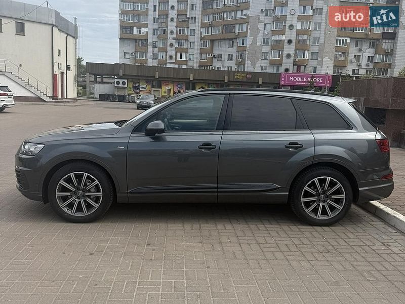Позашляховик / Кросовер Audi Q7 2016 в Черкасах фото 6 Позашляховик / Кросовер Audi Q7 2016 в Черкасах