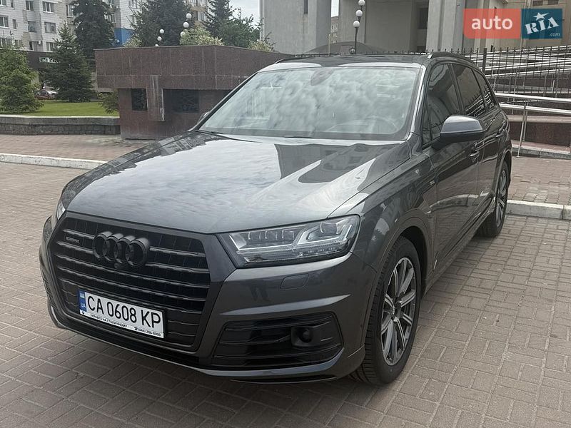 Позашляховик / Кросовер Audi Q7 2016 в Черкасах фото 9 Позашляховик / Кросовер Audi Q7 2016 в Черкасах