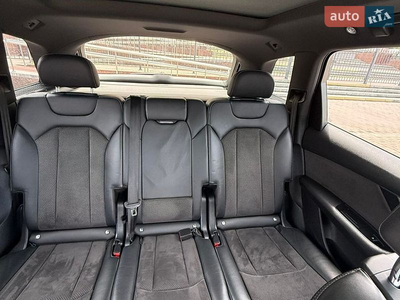 Позашляховик / Кросовер Audi Q7 2016 в Черкасах фото 17 Позашляховик / Кросовер Audi Q7 2016 в Черкасах