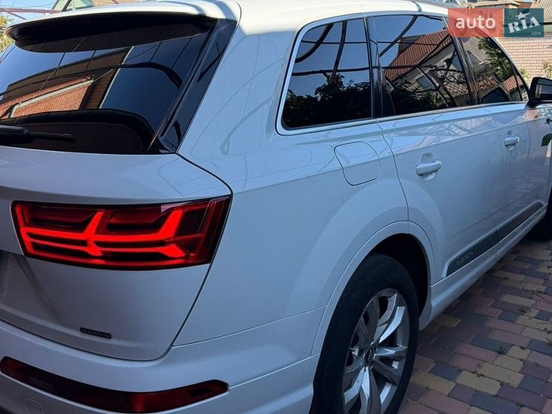 Позашляховик / Кросовер Audi Q7 2016 в Миколаєві фото 12 Позашляховик / Кросовер Audi Q7 2016 в Миколаєві