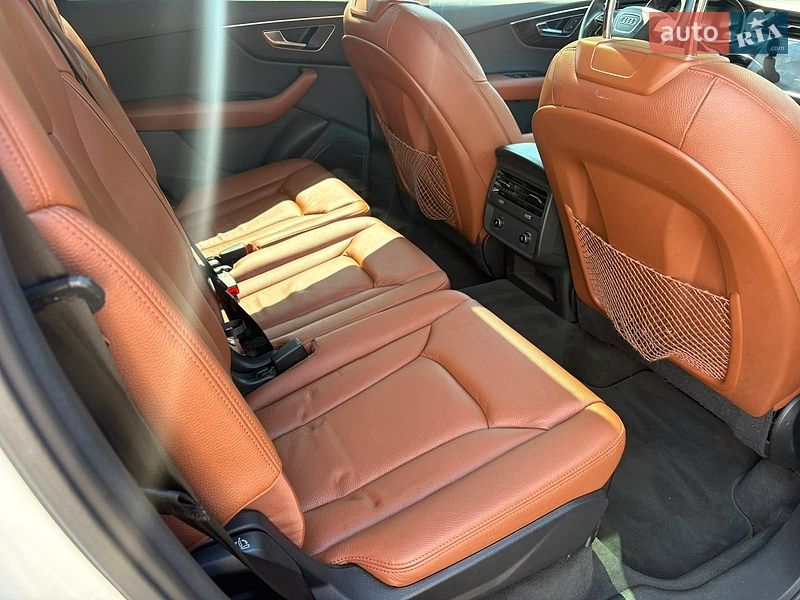 Внедорожник / Кроссовер Audi Q7 2022 в Киеве фото 10 Внедорожник / Кроссовер Audi Q7 2022 в Киеве