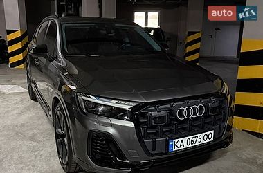 Внедорожник / Кроссовер Audi Q7 2020 в Киеве