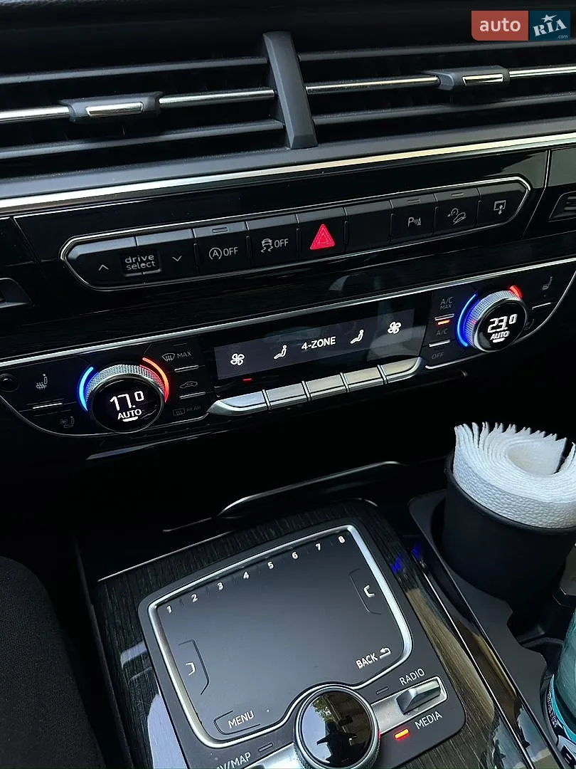 2016 Audi Q7 - мініатюра 17