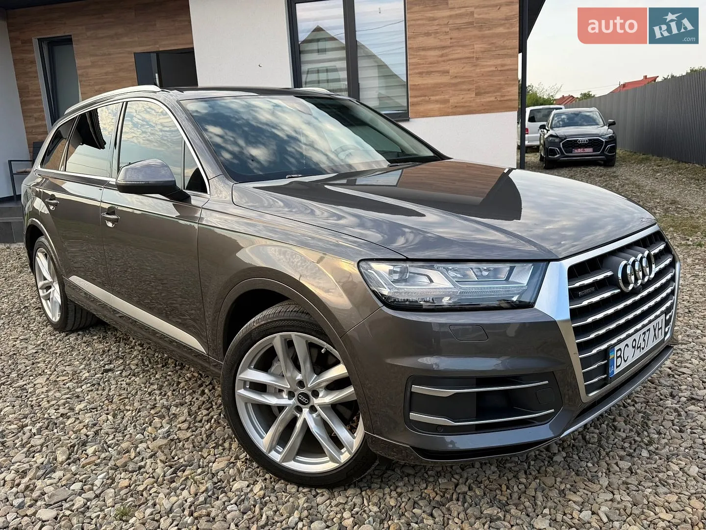 Audi Q7 2018 VIN WA1VAAF77JD032140 фото оголошення 7 з 117