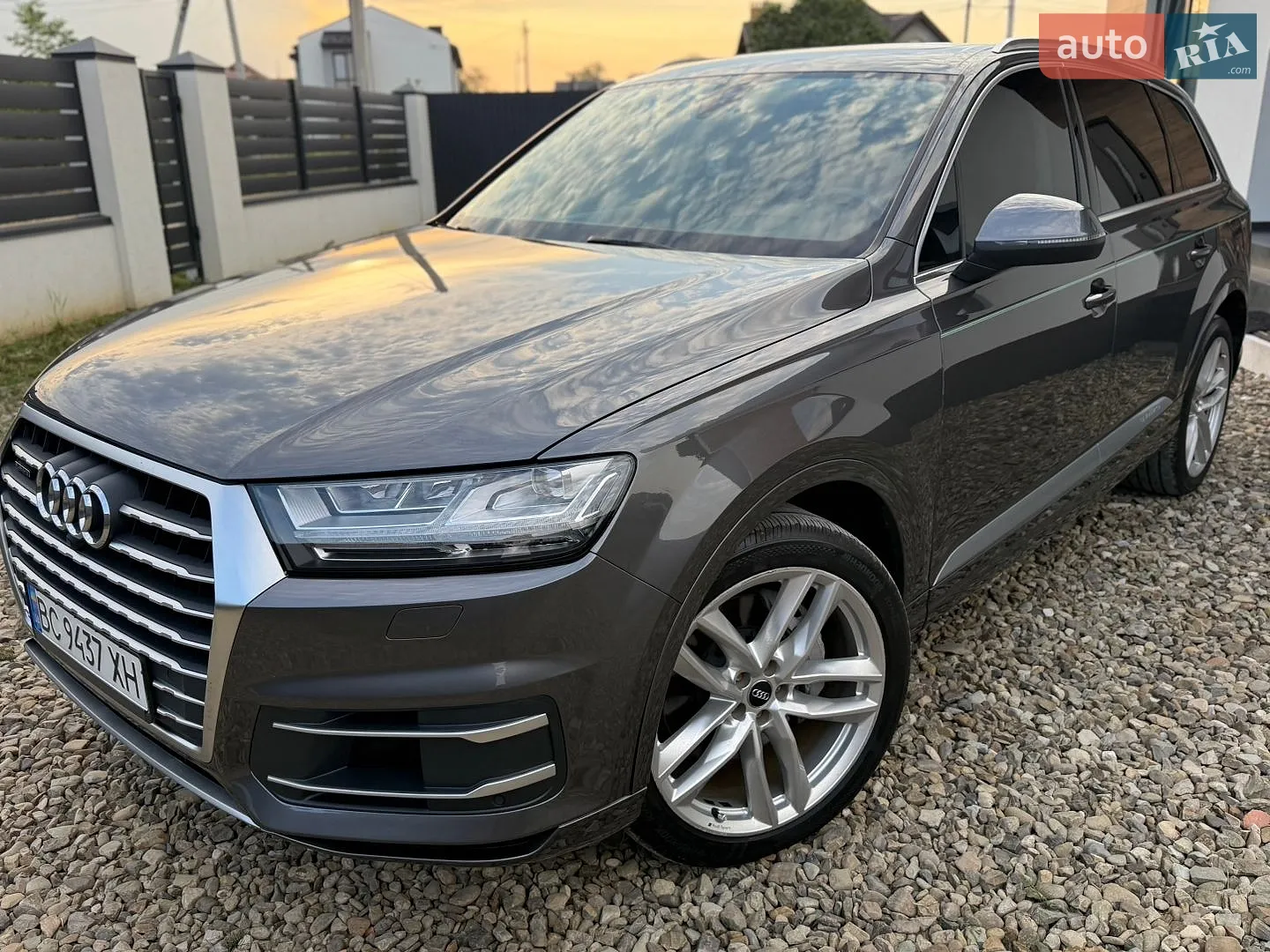 Audi Q7 2018 VIN WA1VAAF77JD032140 фото оголошення 31 з 117