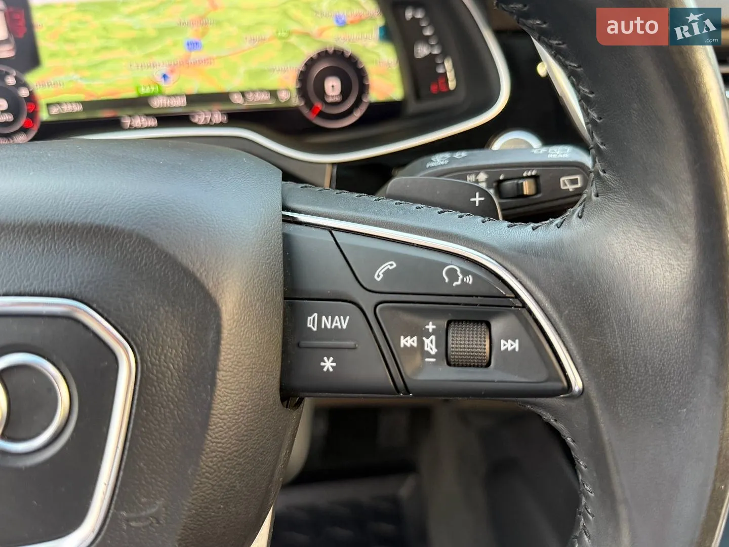 Audi Q7 2018 VIN WA1VAAF77JD032140 фото оголошення 100 з 117