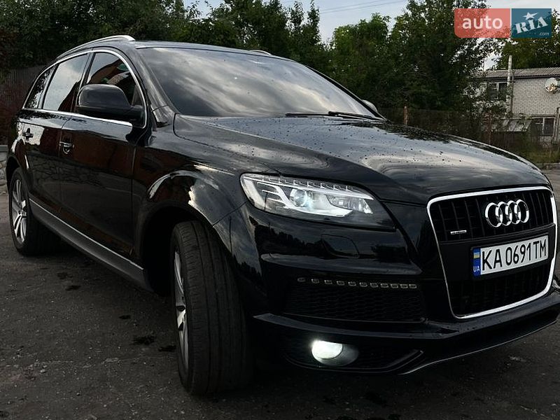Позашляховик / Кросовер Audi Q7 2012 в Києві