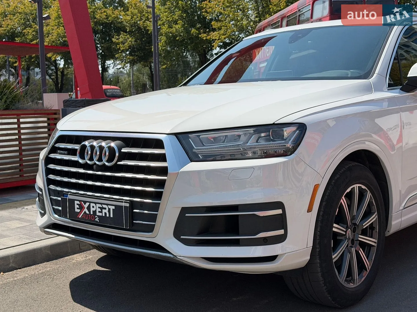 2016 Audi Q7 - мініатюра 2