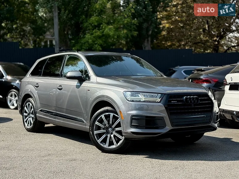 Audi Q7 2016