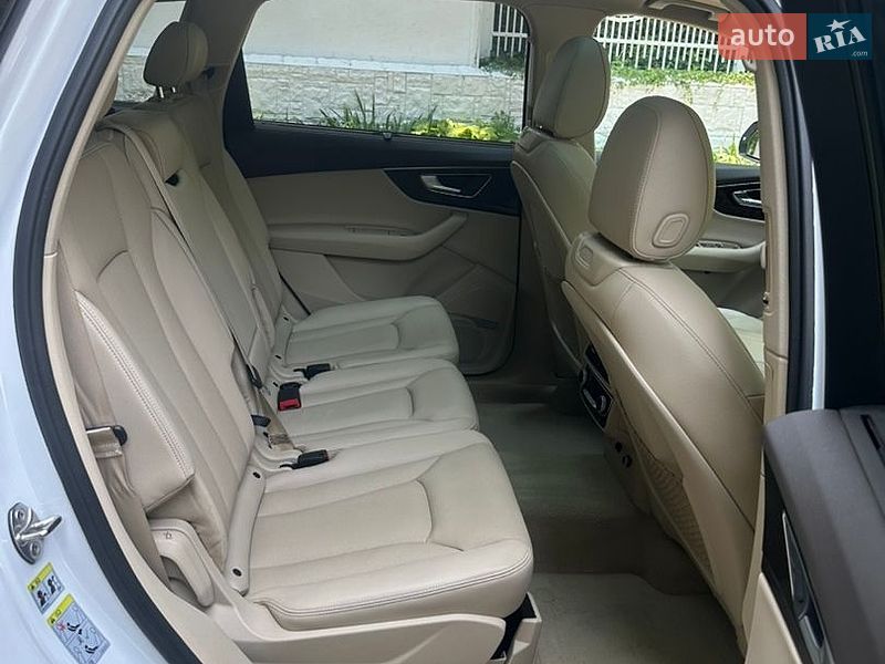 Позашляховик / Кросовер Audi Q7 2018 в Сторожинці фото 12 Позашляховик / Кросовер Audi Q7 2018 в Сторожинці