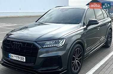 Позашляховик / Кросовер Audi Q7 2020 в Одесі