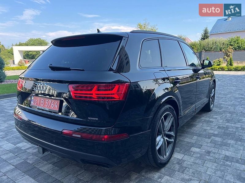 Внедорожник / Кроссовер Audi Q7 2018 в Мукачево