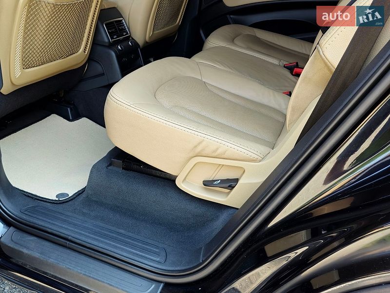 Внедорожник / Кроссовер Audi Q7 2013 в Ивано-Франковске