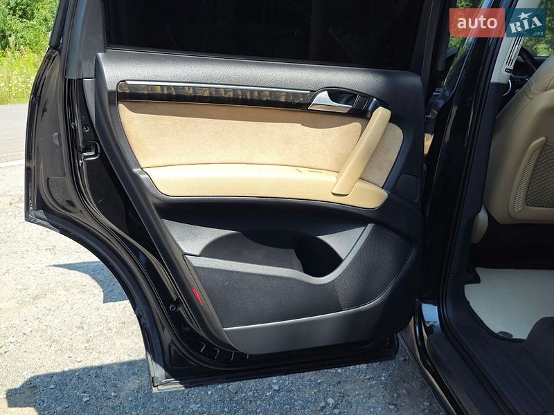 Внедорожник / Кроссовер Audi Q7 2013 в Ивано-Франковске