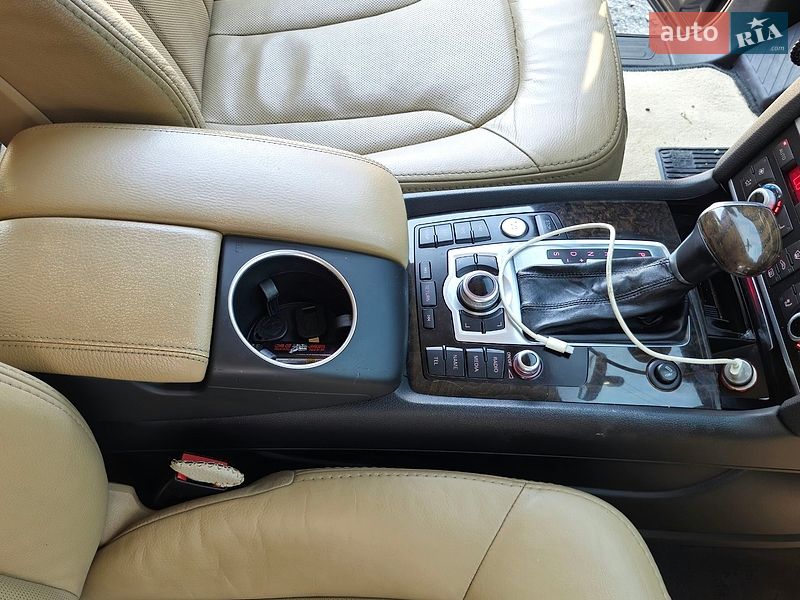 Внедорожник / Кроссовер Audi Q7 2013 в Ивано-Франковске