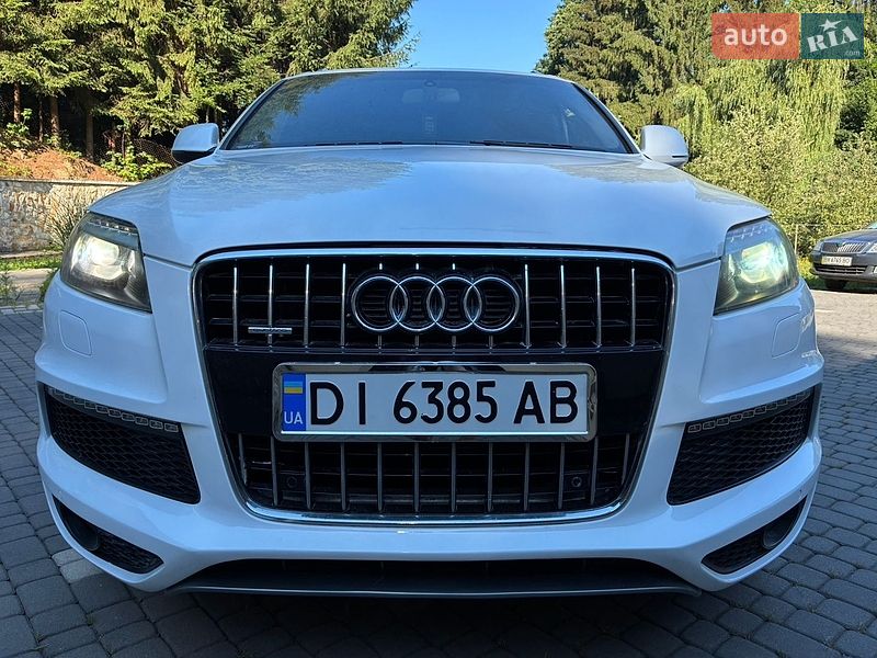 Внедорожник / Кроссовер Audi Q7 2010 в Тячеве