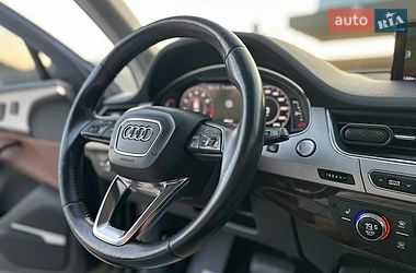 Внедорожник / Кроссовер Audi Q7 2018 в Владимире
