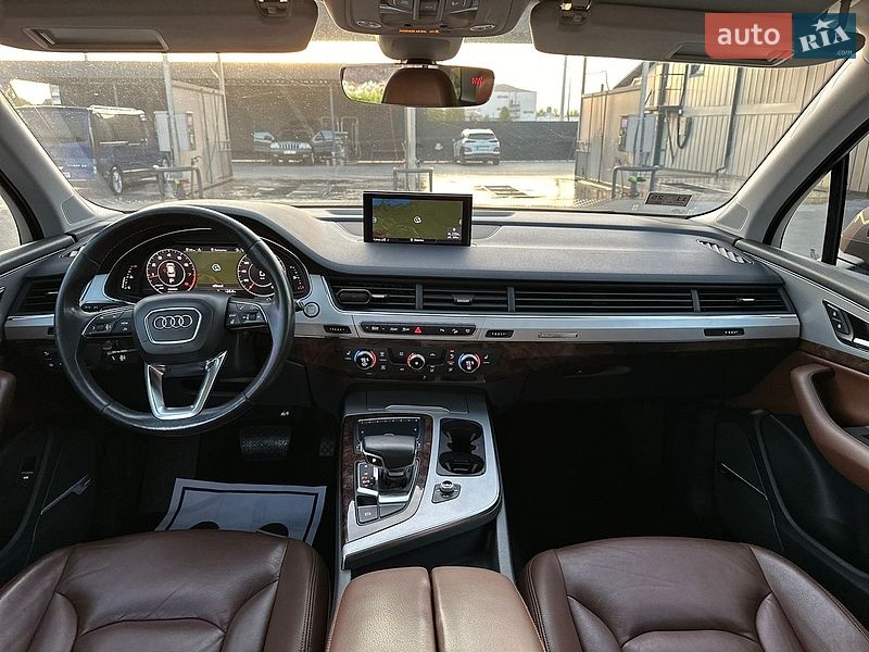 Внедорожник / Кроссовер Audi Q7 2018 в Владимире