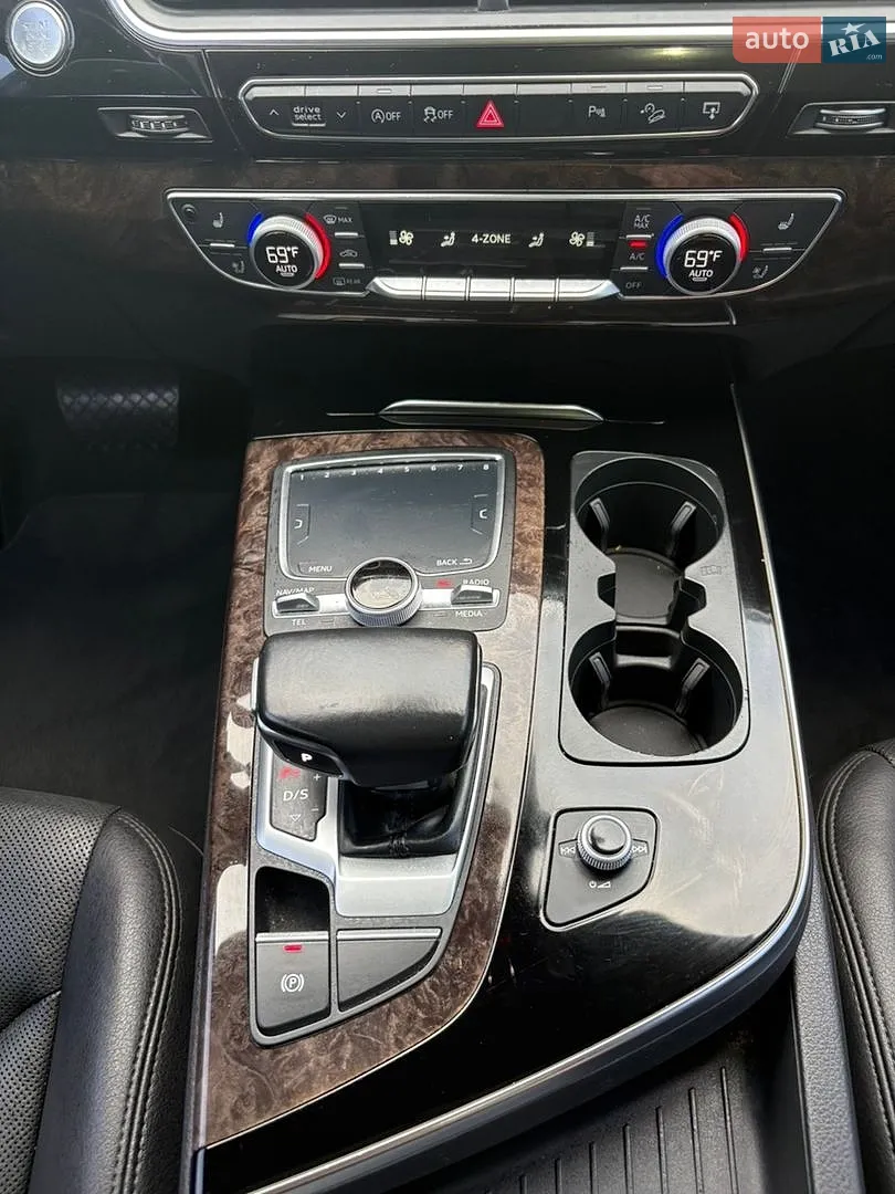 2017 Audi Q7 - мініатюра 23