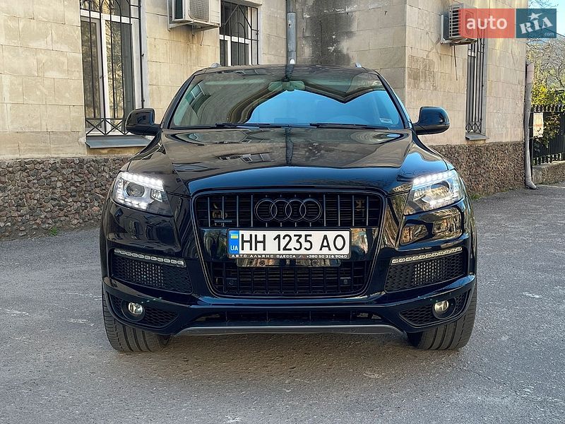 Внедорожник / Кроссовер Audi Q7 2015 в Одессе