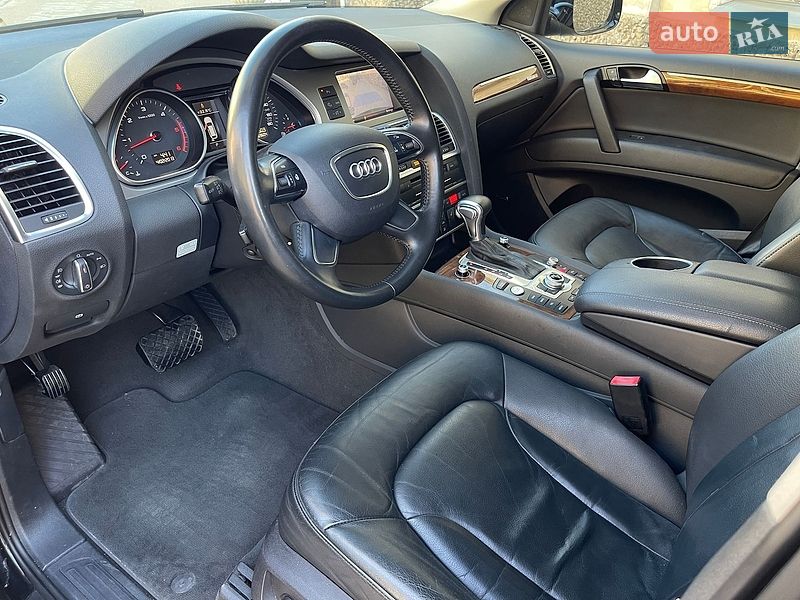 Внедорожник / Кроссовер Audi Q7 2015 в Одессе