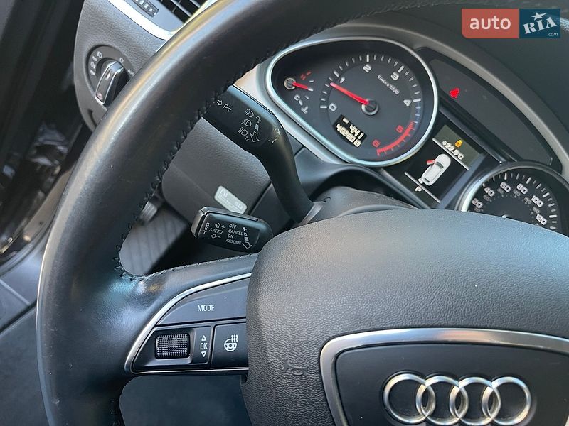 Внедорожник / Кроссовер Audi Q7 2015 в Одессе