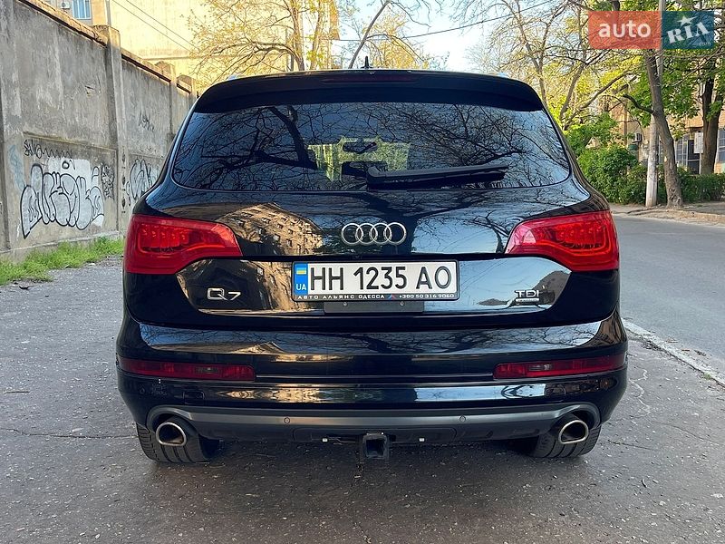 Внедорожник / Кроссовер Audi Q7 2015 в Одессе