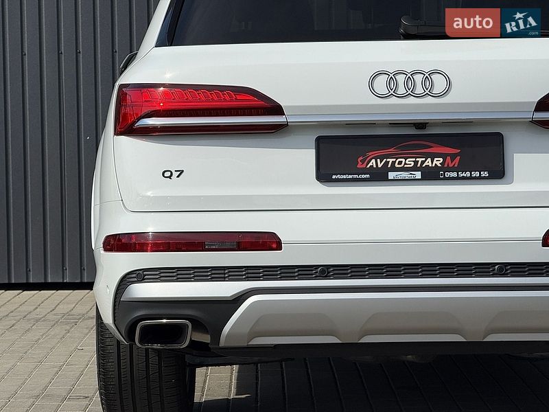 Позашляховик / Кросовер Audi Q7 2024 в Мукачевому