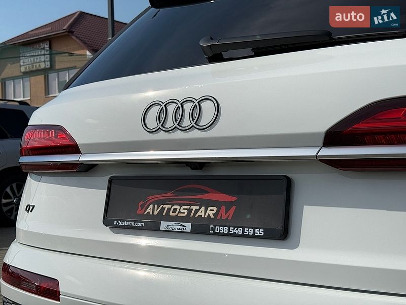 Позашляховик / Кросовер Audi Q7 2024 в Мукачевому