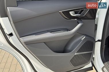 Позашляховик / Кросовер Audi Q7 2024 в Мукачевому