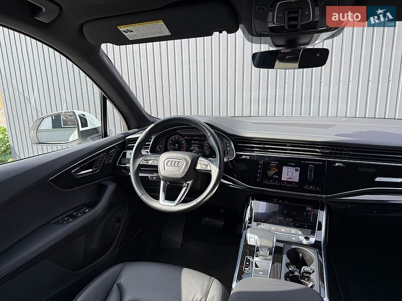 Позашляховик / Кросовер Audi Q7 2024 в Мукачевому