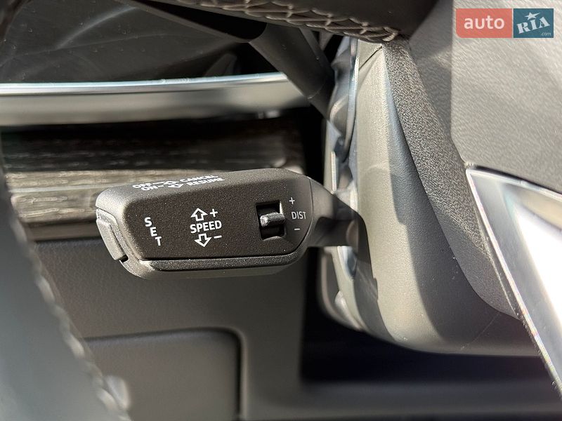 Позашляховик / Кросовер Audi Q7 2024 в Мукачевому