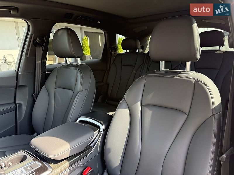Позашляховик / Кросовер Audi Q7 2024 в Мукачевому