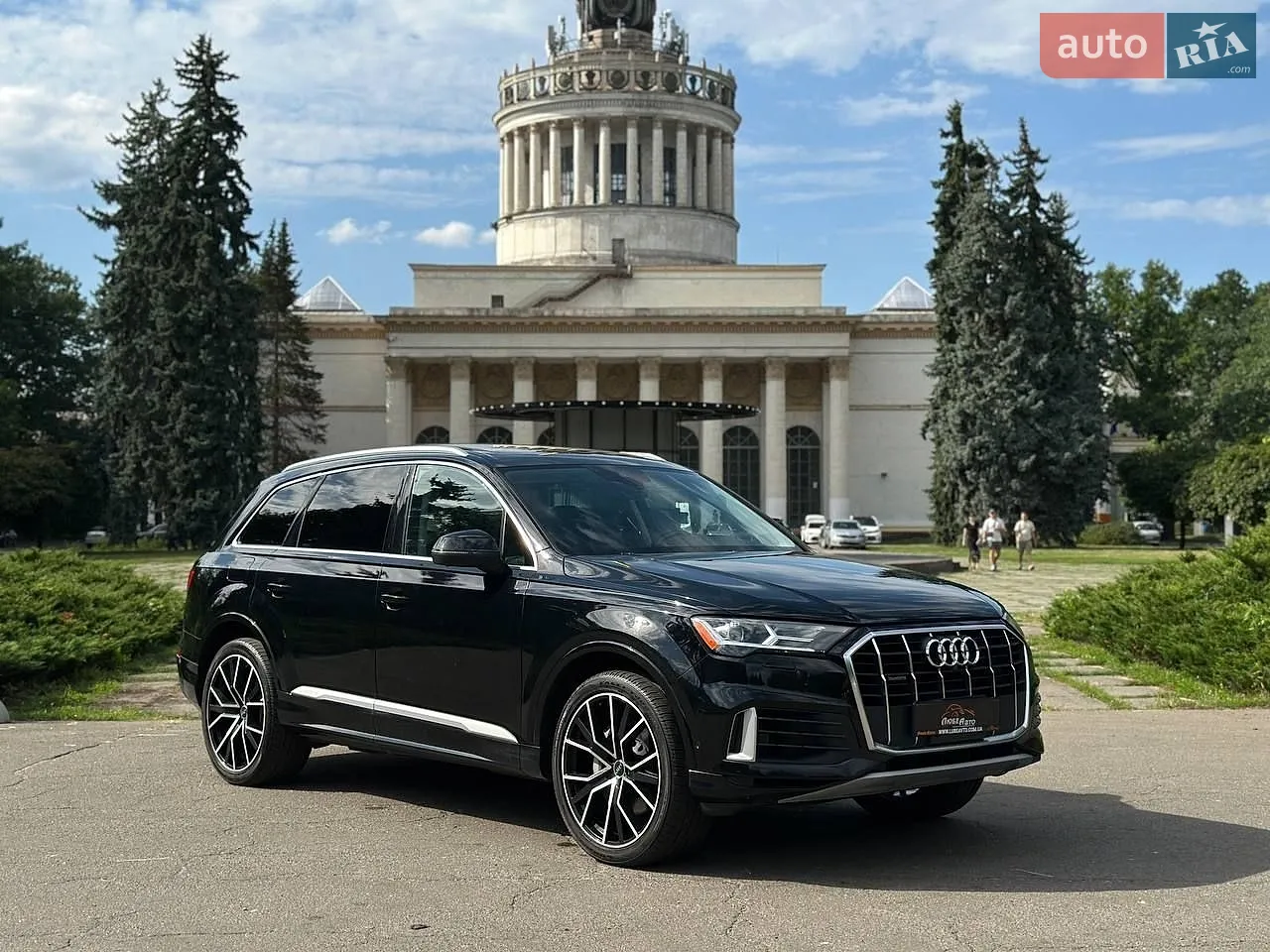 2019 Audi Q7 - фото 1