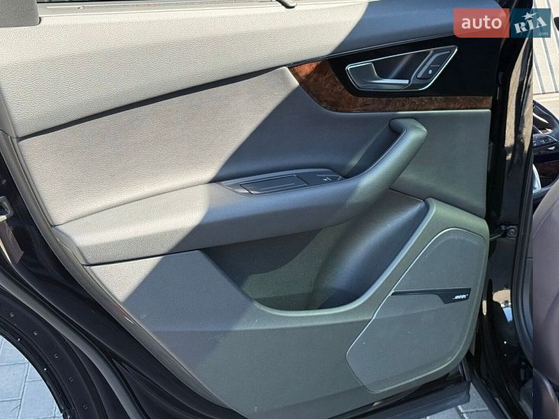 Позашляховик / Кросовер Audi Q7 2017 в Мукачевому фото 13 Позашляховик / Кросовер Audi Q7 2017 в Мукачевому