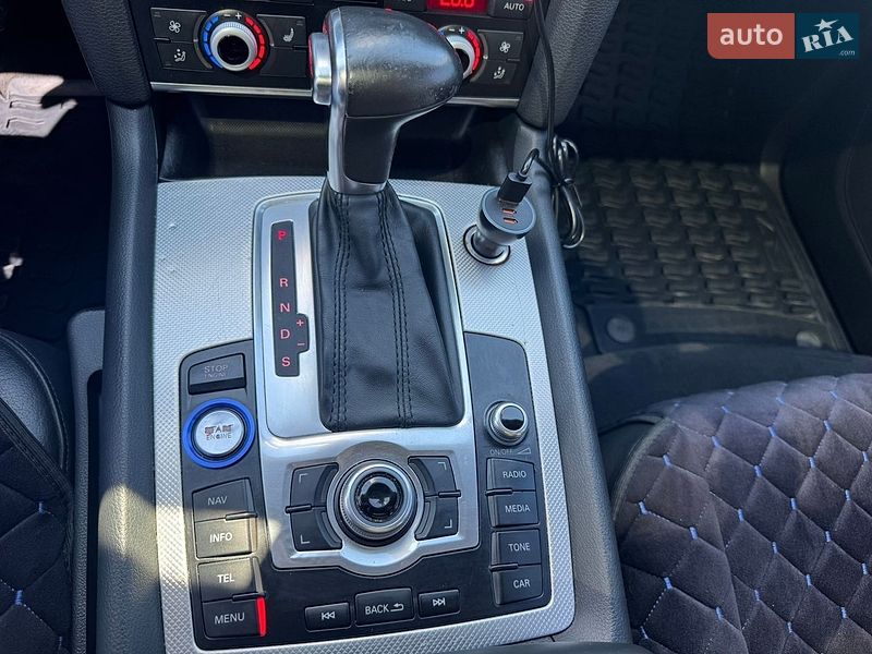 Внедорожник / Кроссовер Audi Q7 2014 в Дрогобыче