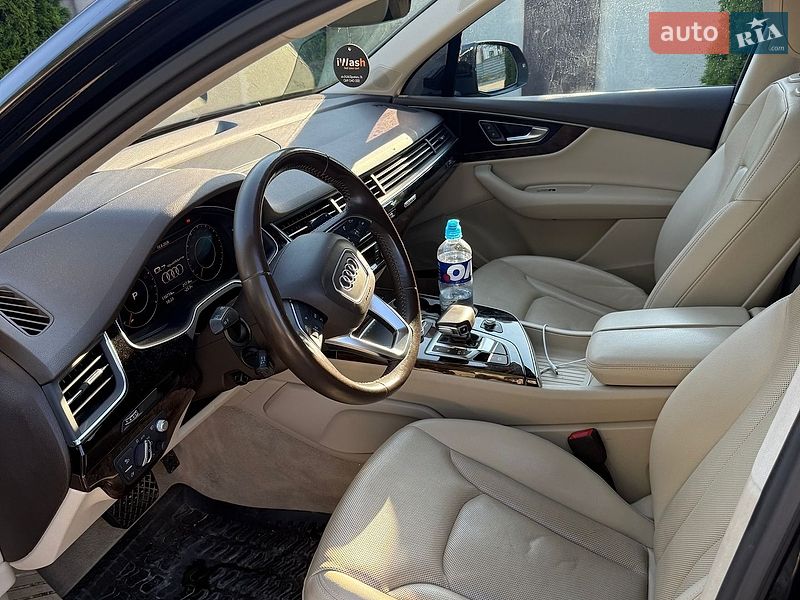 Внедорожник / Кроссовер Audi Q7 2016 в Одессе