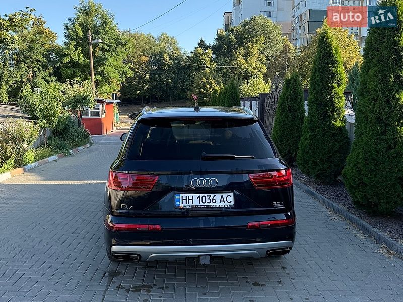 Внедорожник / Кроссовер Audi Q7 2016 в Одессе